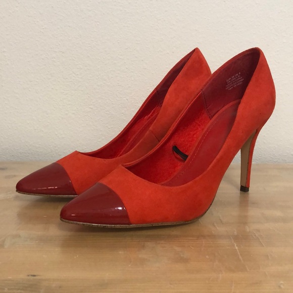 H&M Heels - Picture 2 of 5